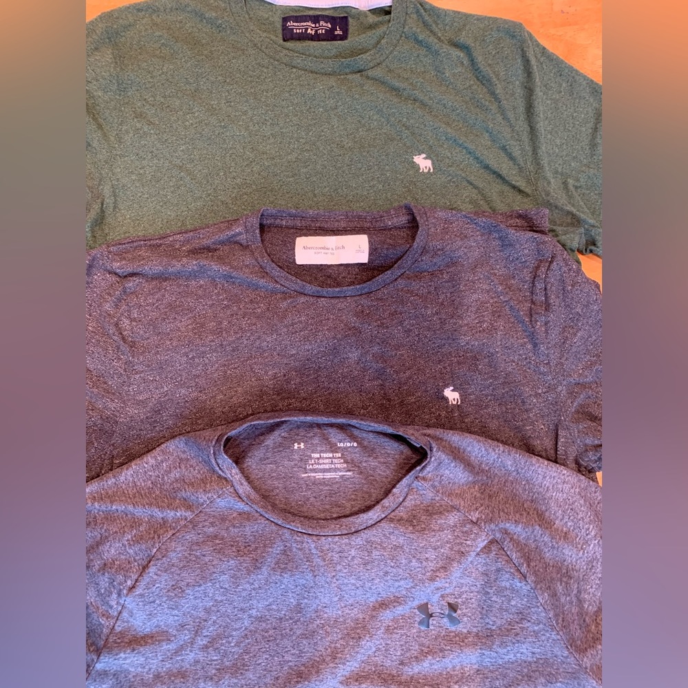 Men’s Size Large T-shirts. 3 A&F and 1 Under Armor